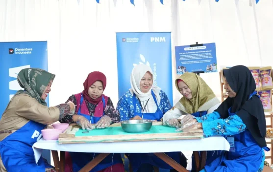 Momentum Hari Kartini 2026, PNM Dukung Usaha Rengginan Ibu Eko