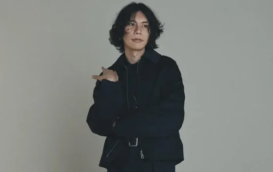 Kenshi Yonezu, Sukses Merilis Lagu 'Karasu_Raven' Untuk Piala Dunia 2026