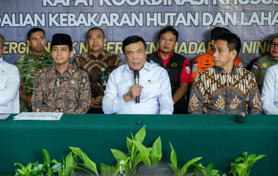 Kapolda hingga Pangdam Pertaruhkan Jabatan Hadapi Karhutla