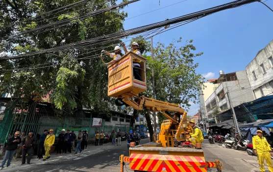 Pemkot Jakbar Rapikan Kabel Udara Semrawut di Kusuma Raya Sepanjang 1,5 Kilometer