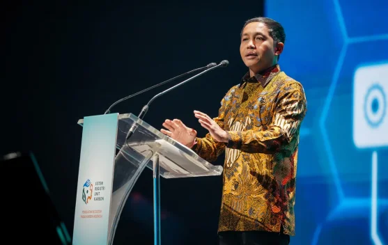 Raja Antoni: Perhutanan Sosial-Hutan Adat Kini Bisa Ikut Perdagangan Karbon