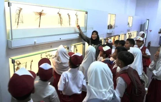 Libur Sekolah Berakhir, Museum Wayang Kota Tua Dipadati Wisatawan