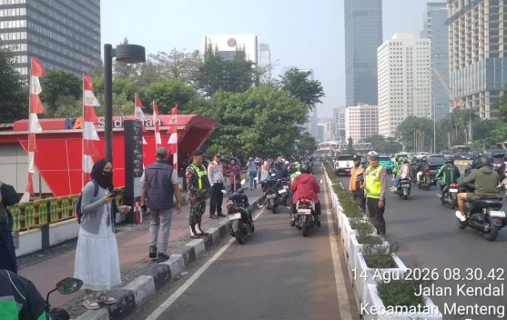 Penertiban Parkir di Jalur Sepeda dan Trotoar Sudirman-Thamrin
