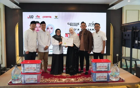 Gandeng BAZNAS DKI, J99 Corp Salurkan Bantuan Rp 2 Miliar untuk NTT dan Kalimantan