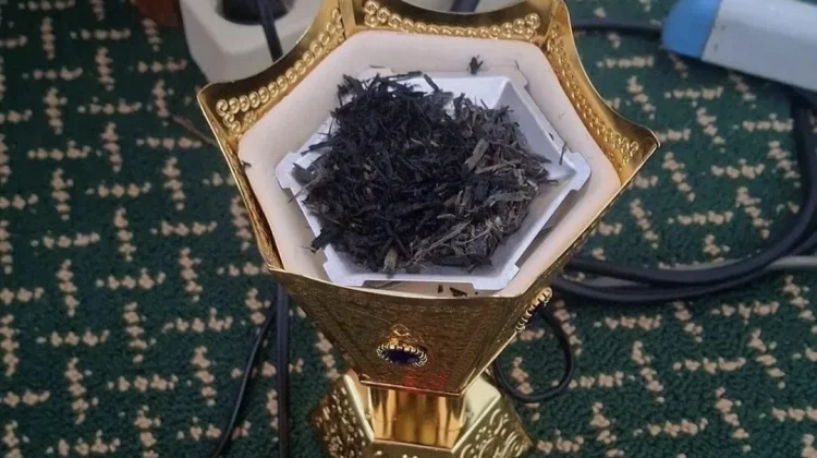 Mengenal Wewangian Bukhur, Aroma Tradisional yang Sarat Makna