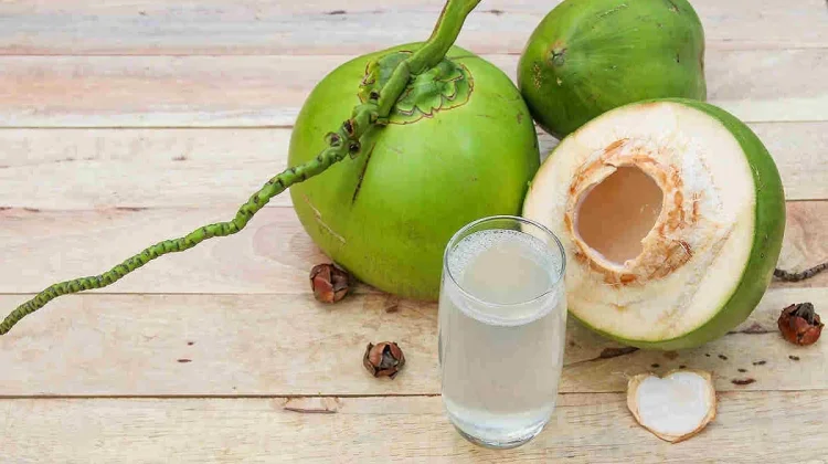 Rahasia Air Kelapa dan Jahe Atasi Penyakit