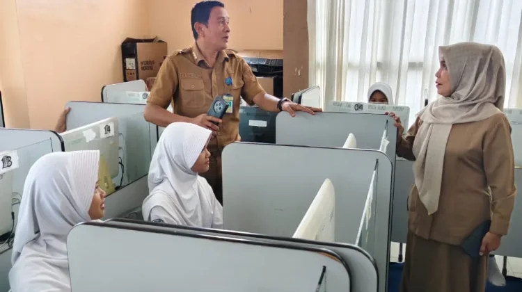 Selain Kesiapan Sarana, Disdik Kota Jambi Ingatkan Persiapan Siswa Hadapi TKA