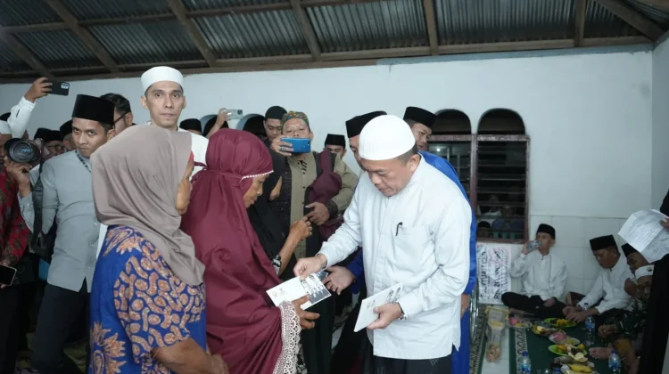 Safari Ramadan di Dusun Sekeladi, Gubernur Jambi Dorong Dusun Menjadi Desa Maju