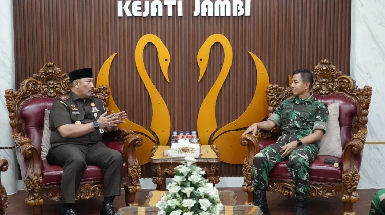 Kejati Jambi dan Korem 042/Gapu Perkuat Sinergi