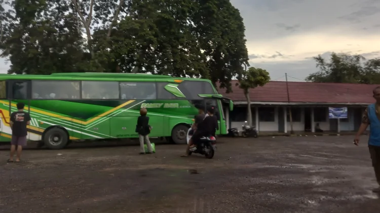Masih Landai, Belum Ada Lonjakan di Terminal Alam Barajo