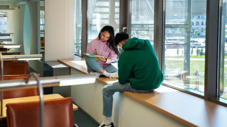Kampus Perlu Bekali Mahasiswa Literasi AI