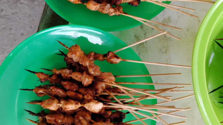 Sate Menu Halal Bihalal
