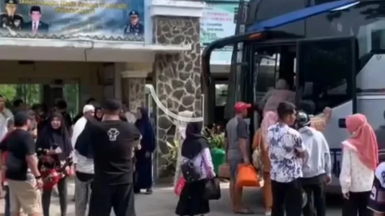Fasilitas Terjamin Terminal Alam Barajo Menjadi Pilihan  Masyarakat