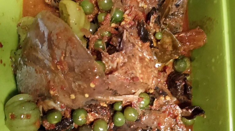 Gulai Tempoyak Ikan Tongkol