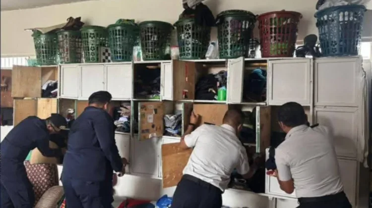 Petugas Lapas Muara Bulian Lakukan Razia Kamar Hunian