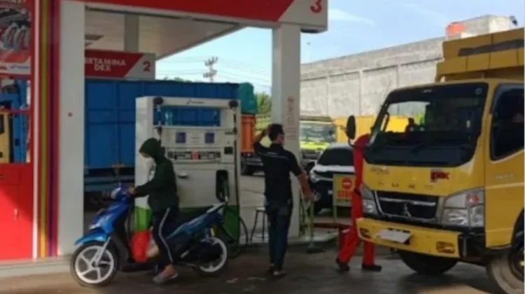 Pemerintah Batasi Pembelian BBM Subsidi hingga Bulan Mei