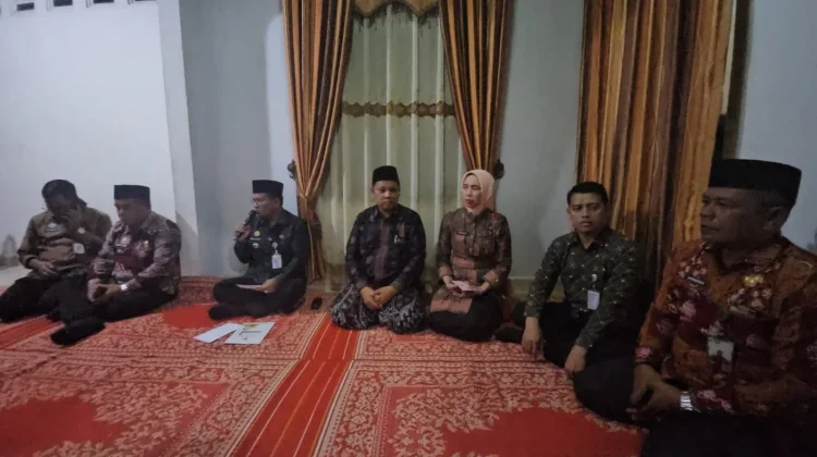 Ketua RT Wafat, Pemkot Jambi dan BPJS Ketenagakerjaan Serahkan Santunan Rp102 Juta