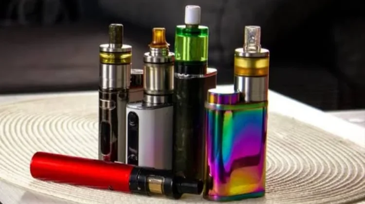 Lebih Amankah  Rokok VapeDibandingkan Rokok Konvensional
