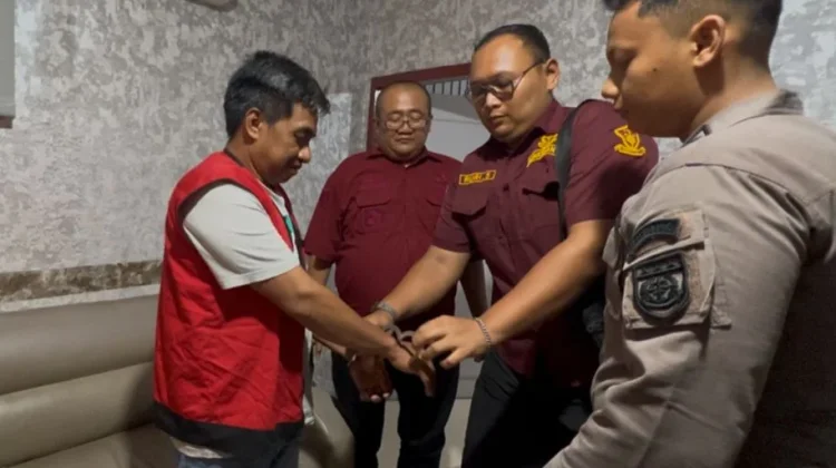 Tim Tabur Kejagung dan Kejati Jambi Tangkap DPO Kasus Penggelapan Rp7,1 Miliar