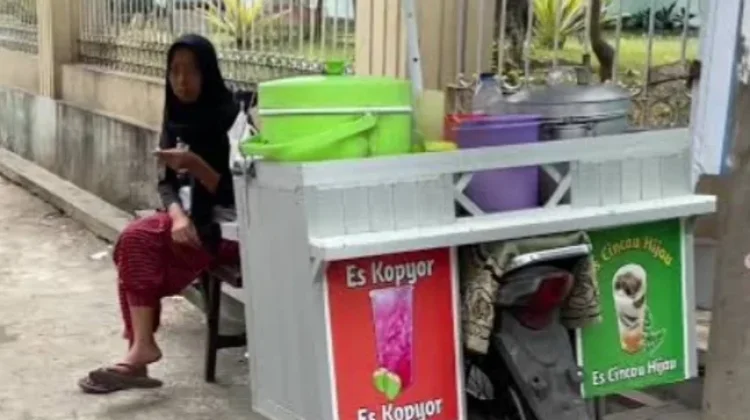 Cincau Hijau Jalan Meraup Rezeki tetap dengan Sedekah