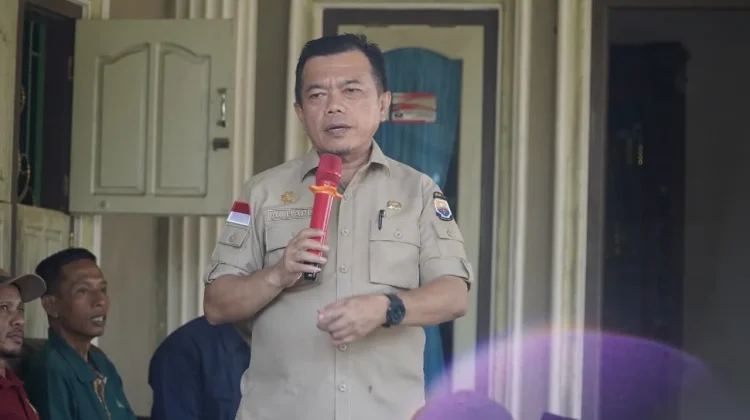 Gubernur Jambi Tinjau Korban Terdampak Banjir Sarolangun