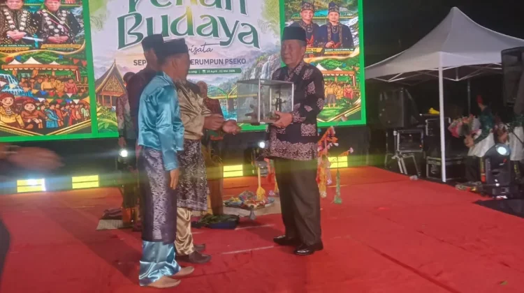 Wagub Abdullah Sani Tutup Pekan Budaya Sarolangun