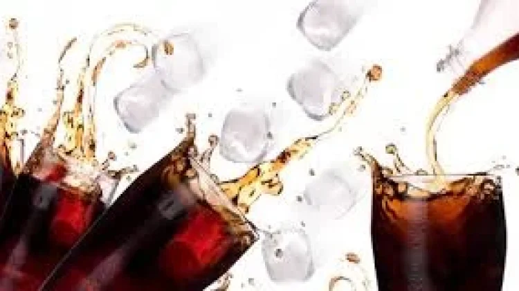 Efek Terlalu Sering Minum Minuman Bersoda