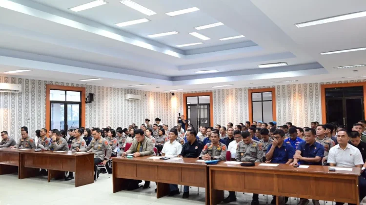 Polda Jambi Gelar Binrohtal Personel Nasrani, Perkuat Integritas dan Pelayanan Hu