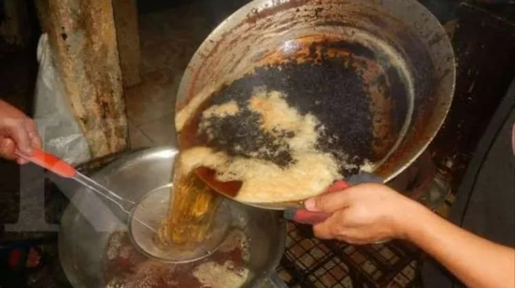 Pertamina Akan Manfaatkan Minyak Jelantah Sebagai Bahan Bakar Pesawat