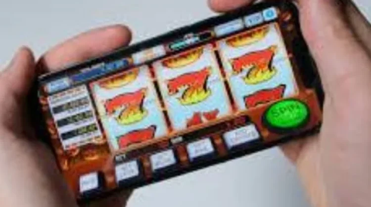 Ribuan Rekening Bansos Terindikasi Judi Online Diblokir