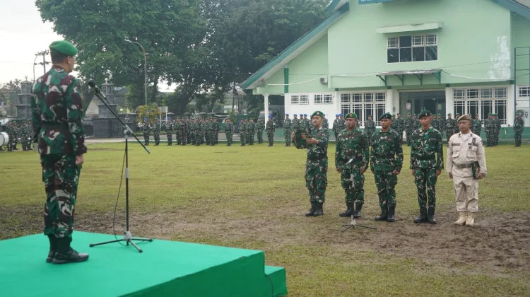 Kasrem 042/Gapu Tekankan Disiplin dan Kepedulian Terhadap Rakyat