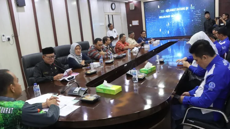 Pemkab Tanjab Barat dan DEKRAFMI Bahas Pengembangan Mangrove dan Pengelolaan Sam
