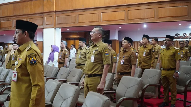 Gubernur Hadiri Rapat Paripurna DPRD: Dukung Penguatan Ranperda Inisiatif Dewan