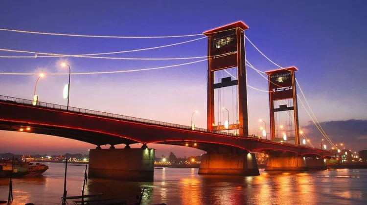 Jembatan Ikonik dan Unik yang Terkenal di Indonesia