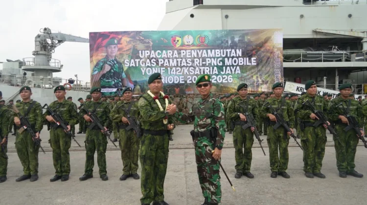 Satgas Yonif 142/KJ Berhasil Jaga Perbatasan Bersama Masyarakat Papua