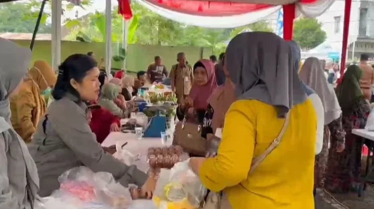 Warga Antusias Adanya Gerakan Pangan Murah