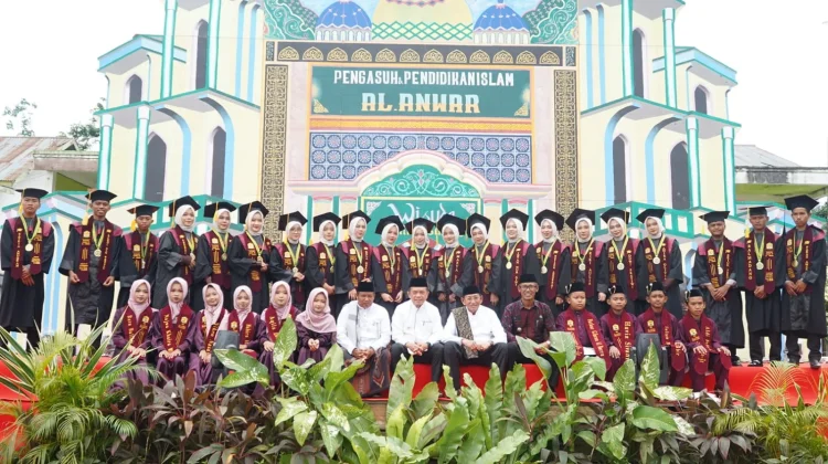 Hari lahir Ponpes Al Anwar dan Haul
