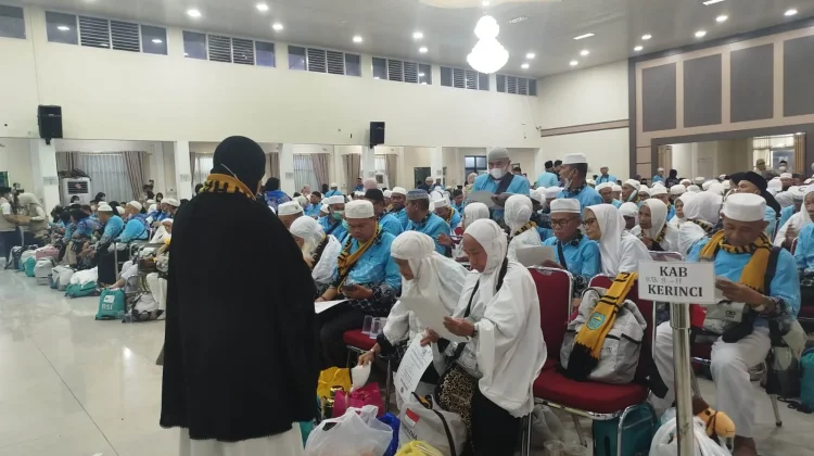 Jemaah Kloter BTH 19 Telah Tiba di Jambi