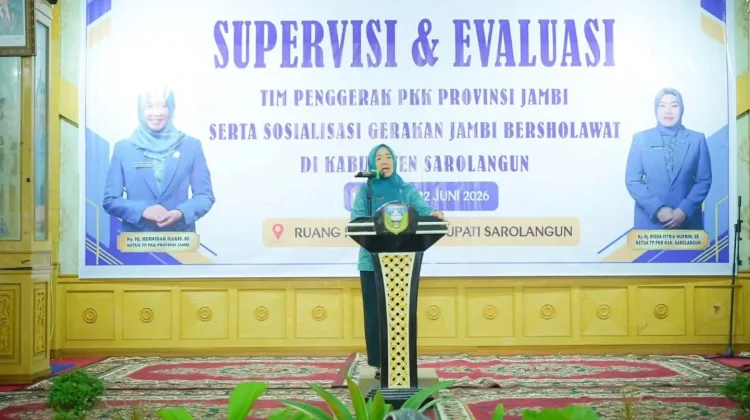 Hesti Haris Sosialisasikan Gerakan Jambi Bersholawat di Sarolangun