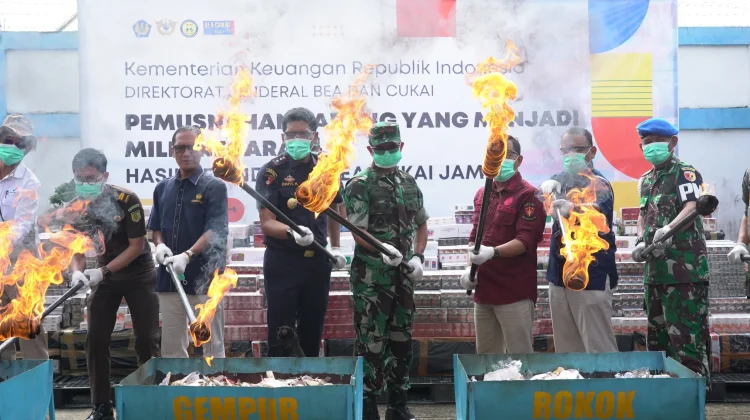 Sinergitas TNI Penegakan Hukum dan Menjaga Stabilitas Keamanan Provinsi Jambi