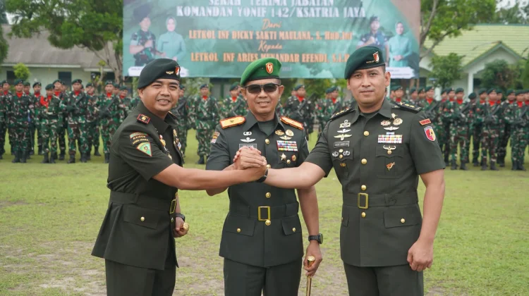 Resmi Berganti, Tongkat Komando Yonif 142/Ksatria Jaya