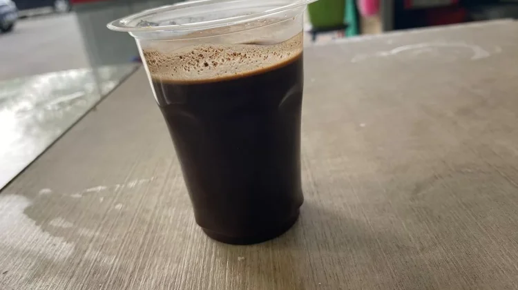 Minum kopi tanpa gula ? Emang enak