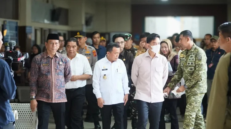 Dampingi Wapres Gibran, Gubernur Al Haris Perjuangkan MRI Baru dan Tambahan Dokter
