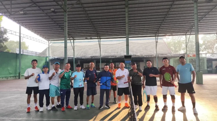 Silaturahmi Pemprov Jambi Bersama LPP RRI Dipererat lewat Olahraga Tenis