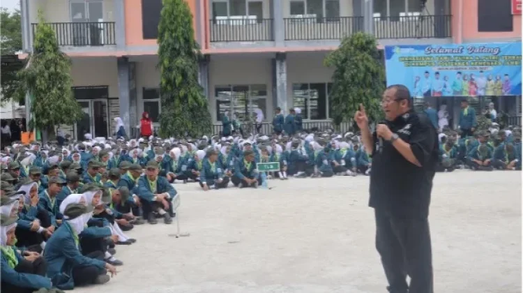 Jaksa Masuk Kampus, Kejati Jambi Tanamkan Semangat Bela Negara dan Kebangsaan