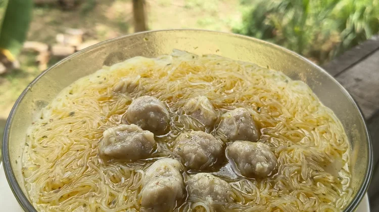 Modal Bihun dan Bakso, Jadi Menu Seenak Ini