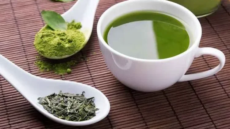 Teh Herbal Setiap Pagi, Solusi Alami Cegah Perut Kembung