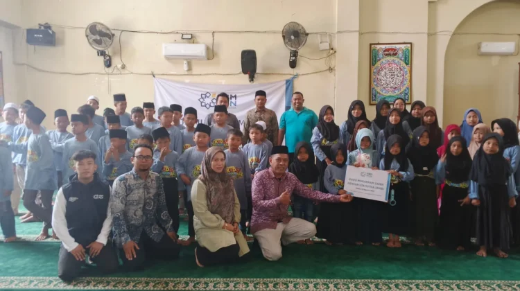 Gencar UIN STS Jambi Berbagi Kado Muharam