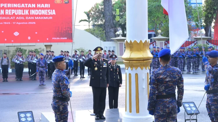 Wakapolda Jambi Pimpin Upacara HUT ke-81 Kemerdekaan RI