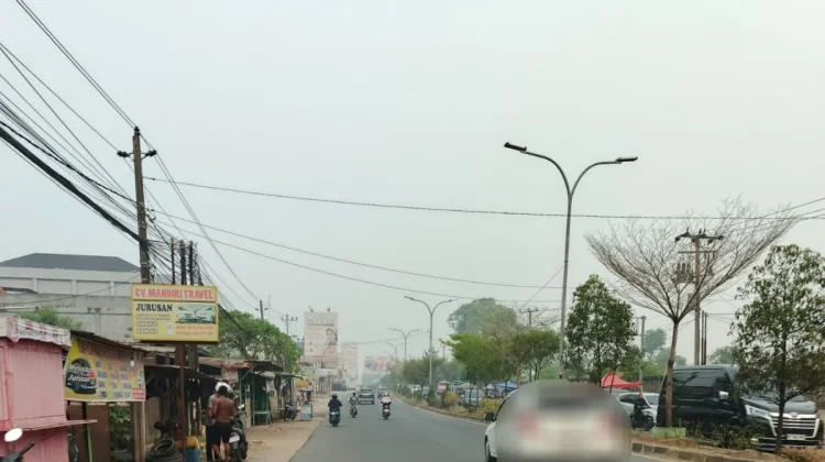 BMKG :Sore Ini Jarak Pandang Mendatar Tercatat Hanya sekitar 1.400 meter.